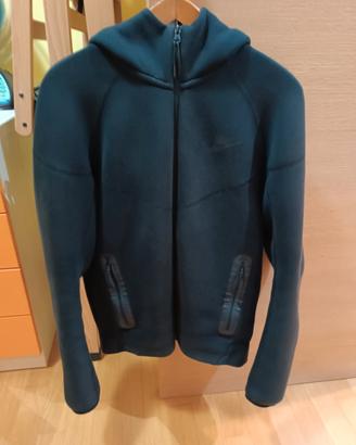 felpa Nike tech 