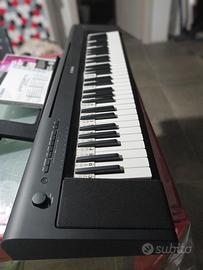 pianoforte elettrico  YAMAHA  NUOVO