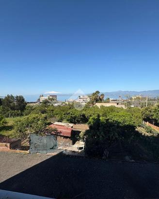 3 LOCALI A REGGIO DI CALABRIA