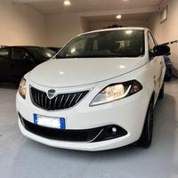 LANCIA - Ypsilon - 1.0 FireFly 5p. S&S Hybrid Oro