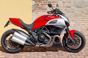 Ducati Diavel 1200