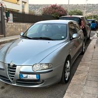 Alfa Romeo 147 Distinctive – 5 porte – Interni spo