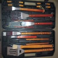 Set Barbecue 18 Pezzi
