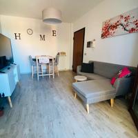 Ristrutturato con ampio parcheggio