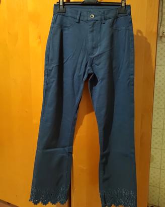 Jeans blu con ricamo floreale Calzedonia