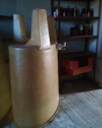 Tine in vetroresina robuste – 8 q.li