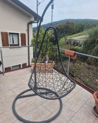 poltrona in vimini sospesa