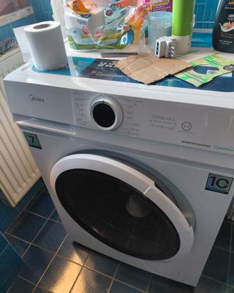 MIDEA MF 100