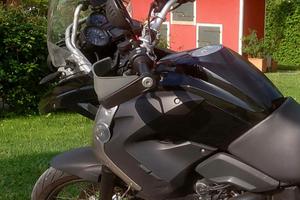 BMW R1200 triple black