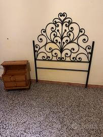 Testiera e comodino