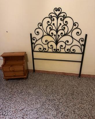 Testiera e comodino
