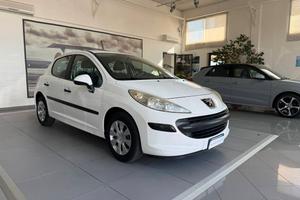 Peugeot 207 1.4 8V 75CV 5p. ONE Line