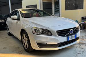 Volvo v60 D3 2.0 150 CV TDI EURO 6B 2015