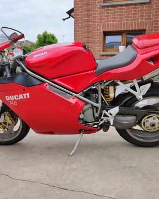 Ducati 748 2002