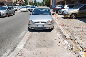 Ford Fiesta 1.4 16V 5p. Ghia