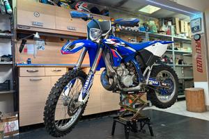 Yamaha YZ 250 E 2015