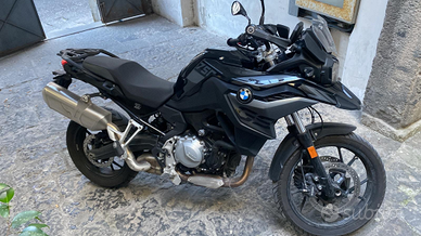 Bmw f750 GS triple black