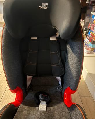 Seggiolino auto