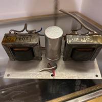 Trasformatori con condendensatore