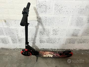 Monopattino besrey scooter per ragazzi / adulti