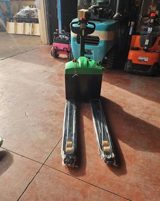 Carrello elevatore elettrico 1500kg