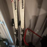 Scii volki  Sensor R1 con bastoncini da scii