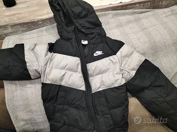 piumino Nike 