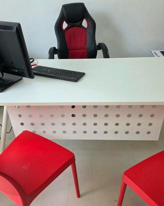  Arredamento completo per ufficio 