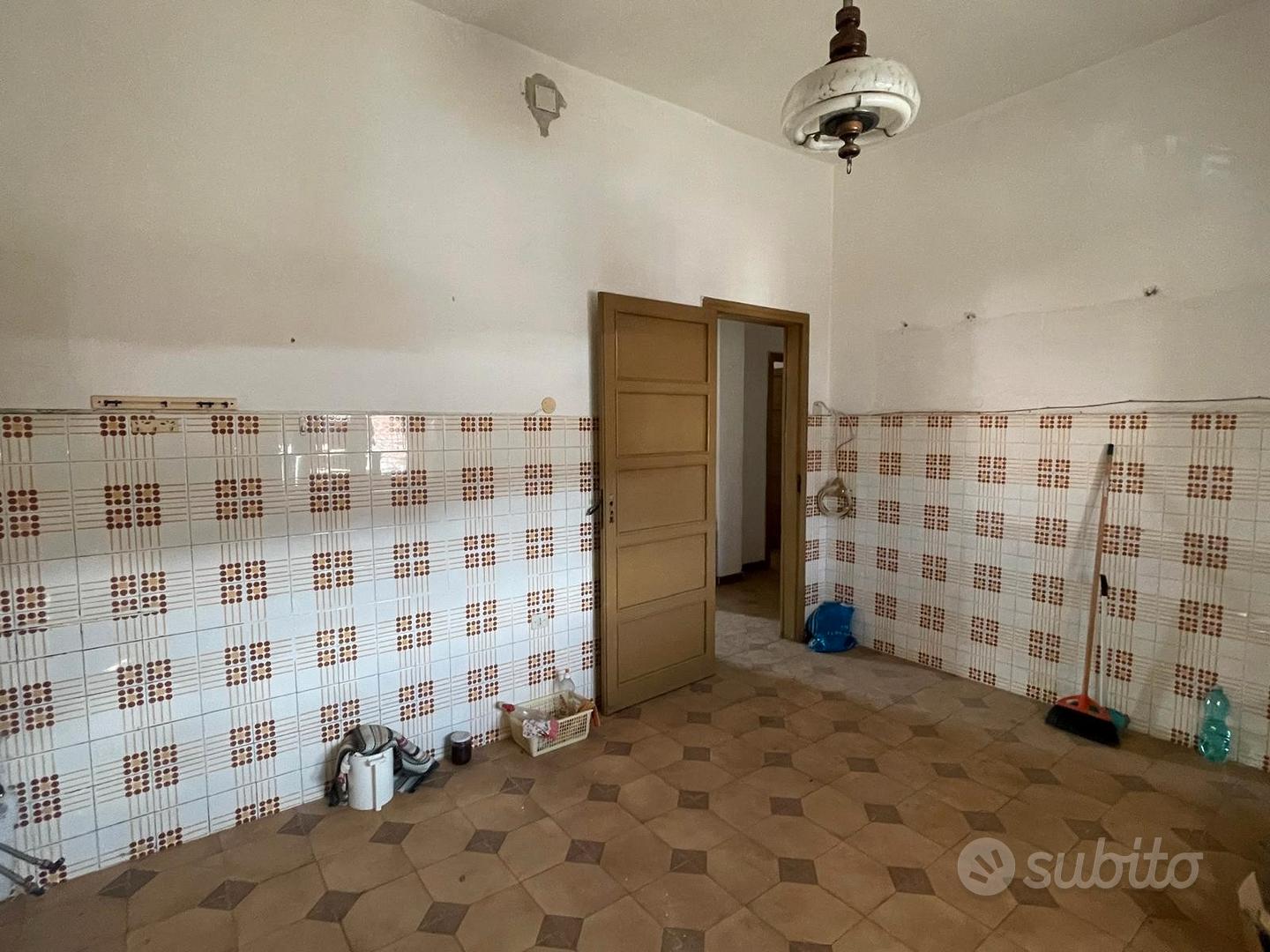 Apartment in Gùspini/Guspini, Medio Campidano - Vista 3