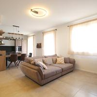 3 LOCALI A GARBAGNATE MILANESE