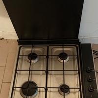 piano cottura 4 fuochi coperchio nero fumè SMEG