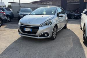 Peugeot 208 PureTech 82 5 porte Allure