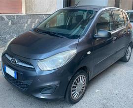 HYUNDAI i10 1ª serie - 2011