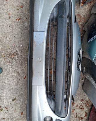 Paraurti anteriore Peugeot 207