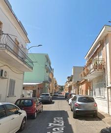 Nettuno accogliente trilocale ammobiliato