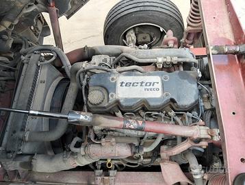 Carroattrezzi IVECO EUROCARGO TECTOR