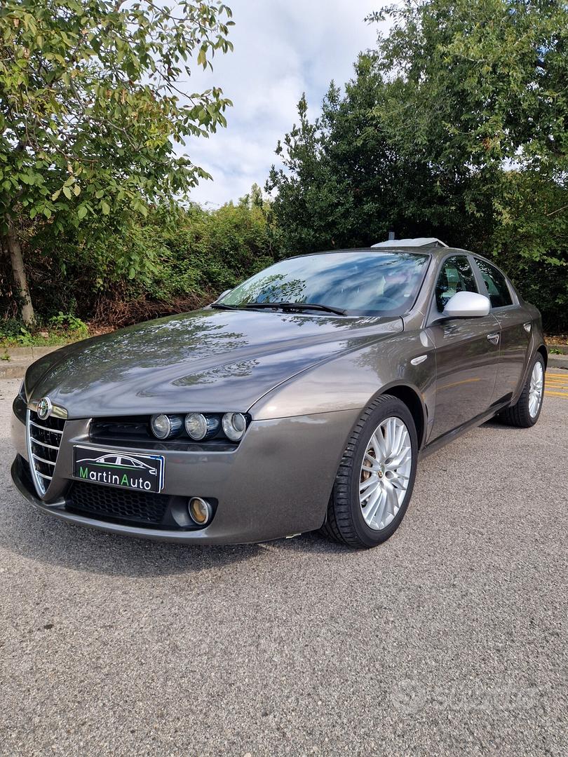 Alfa Romeo 159