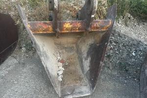 BENNA Trapezio usata