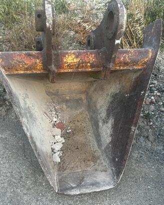 BENNA Trapezio usata