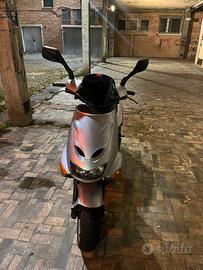 Aprilia 150 SR