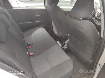 Yaris ibrida 06/2013