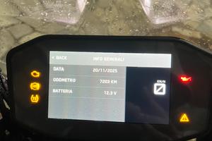 Duke 790 2024 ancora in garanzia