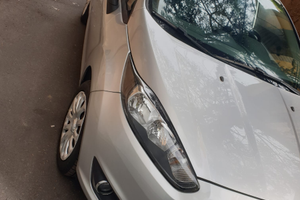 Ford fiesta NO COMMERCIANTI