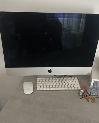 iMac Retina 4K 21,5"  – 16GB RAM +Tastiera e mouse