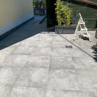 Porcellanato spessorato.