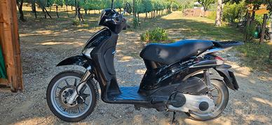 scooter piaggio Liberty 150 3V ie