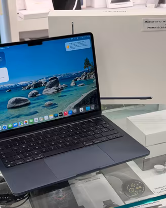 Apple MacBook Air 13" M3 8/ 256GB - PROMO