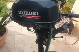 Suzuki 2.5 cv g. corto + Suzuki 9.9 CV g. Lungo