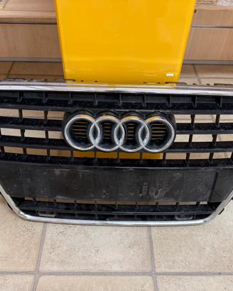 GRIGLIA ANTERIORE AUDI A5 S LINE 2011