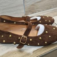 Ballerine numero 38 camoscio cinghietta e borchie